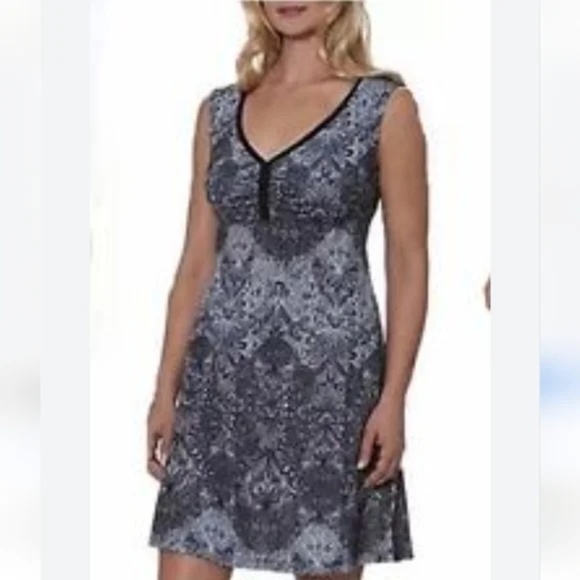 Gerry Shelf-Bra Athleisure Sport Floral Dress Size XL Blue Black - Picture 1 of 8